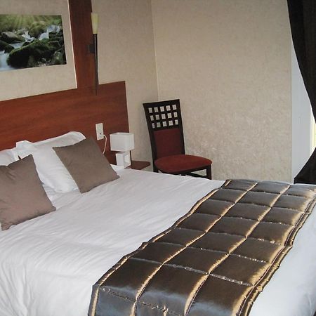 Hotel Restaurant Rive Gauche Bessines-sur-Gartempe Eksteriør billede